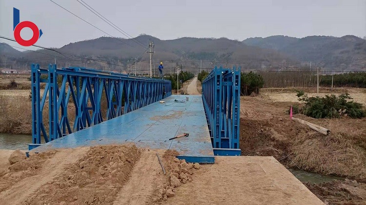 陕西延安富县直罗镇 200型下承式双排单层加强贝雷桥